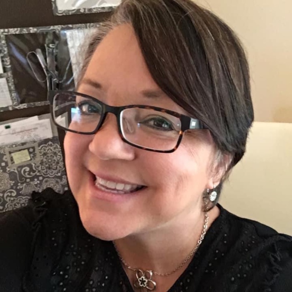 Meet your Posher, Victoria